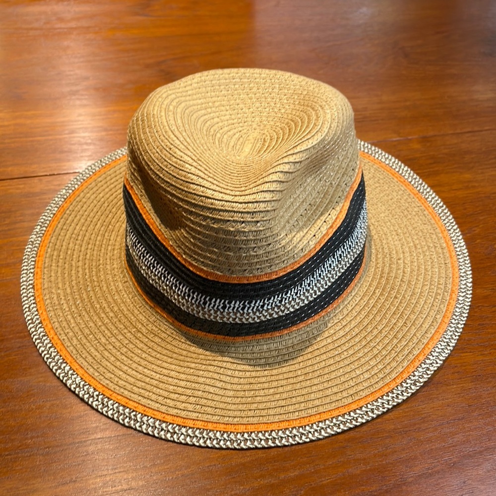 Steve Madden woven hat